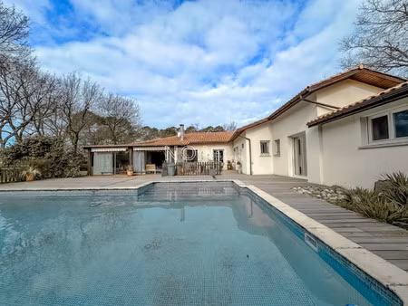 maison traditionnelle à vendre à lanton