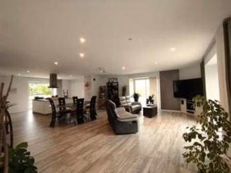 vente maison à cherbourg-en-cotentin (50100) : à vendre / 169m² cherbourg-en-cotentin