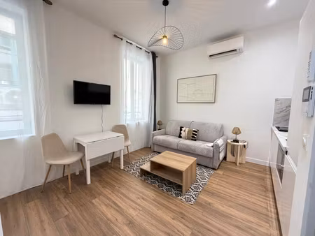 11 roug 102 - location etudiante studio