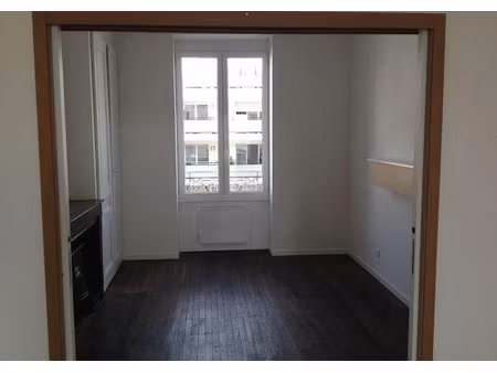 location appartement 2 pièces 46 m² à lyon 7ème (69007), 700 €