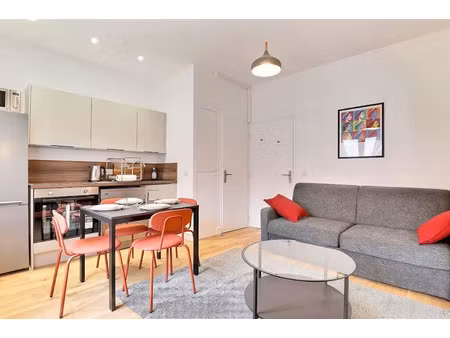 location meublée appartement 2 pièces 24 m² à villeurbanne (69100), 750 €