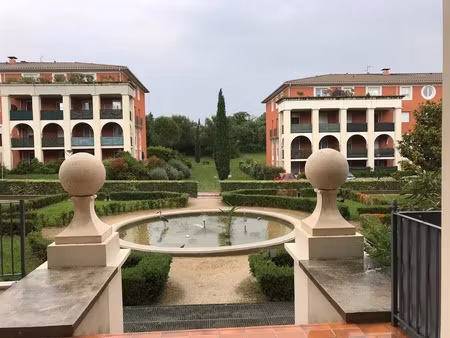 location appartement 1 pièce 33 m² à aix-en-provence (13090), 750 €