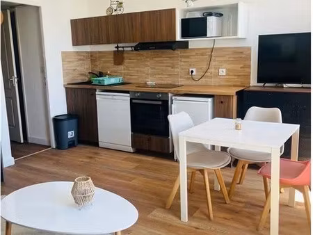 location appartement 1 pièce 27 m² à marseille 13ème (13013), 690 €