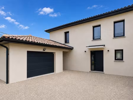maison fleurie 7 pièce(s) 140 m2