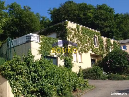 pavillon 6 pièces 150 m²