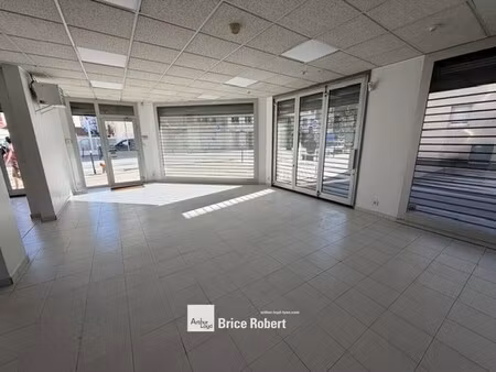 location commerce lyon 69003 138m² à 306m²