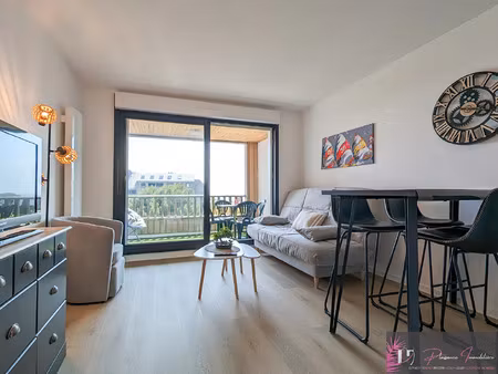 location appartement 2 pièces 36 m² à la rochelle (17000)