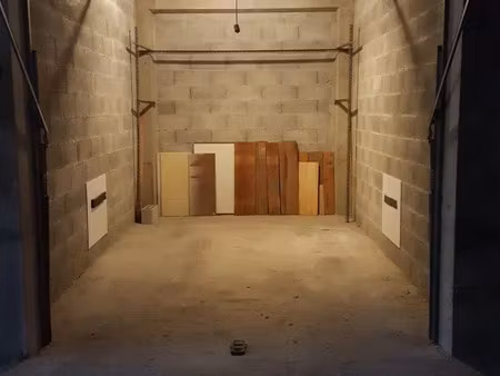 location garage à toulon (83000)