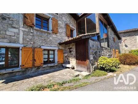 maison de village à montagny (69700)