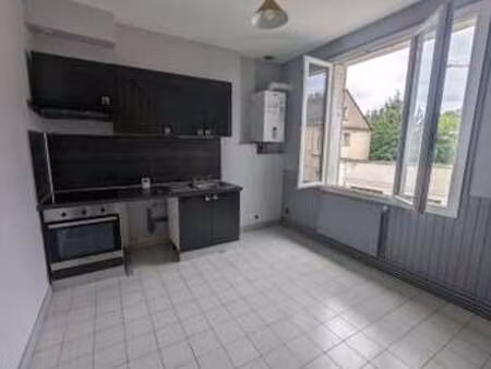 location appartement 2 pièces à saumur (49400) : à louer 2 pièces / 24m² saumur
