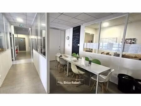 location bureaux 85 m² à 335 m²