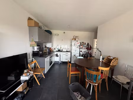 location appartement 3 pièces 59 m² à villeurbanne (69100)
