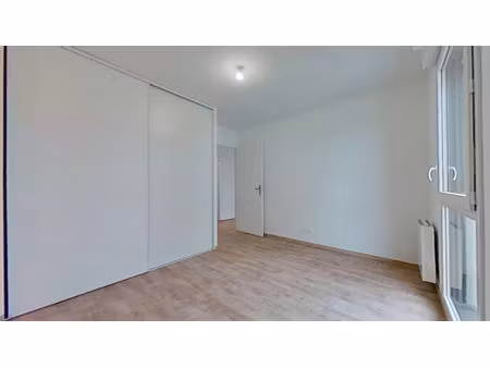 location appartement 2 pièces 42 m² à villeurbanne (69100)