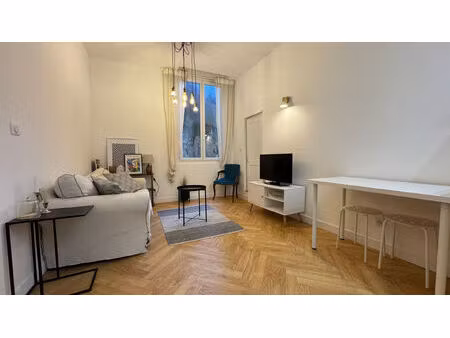 aix centre rue des cordeliers meublé 28m²
