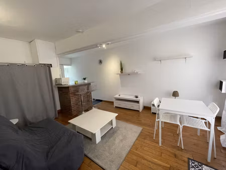 a louer - studio de 23m2 : place de la tour 10000 troyes