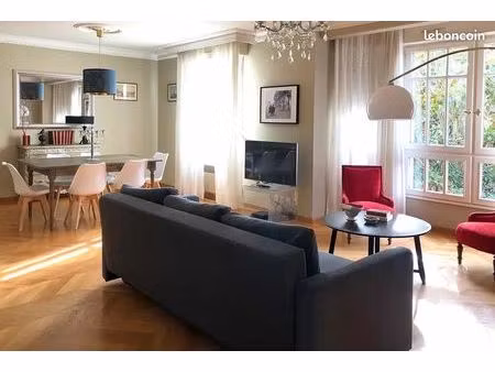location appartement t3 avec parking , 90 m2 vue jacobins