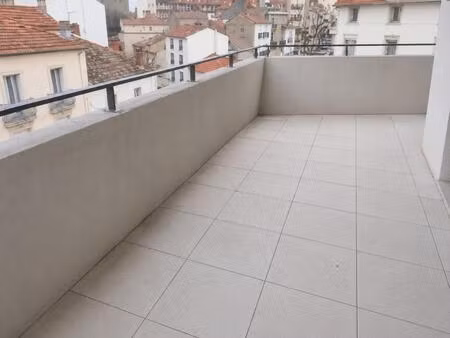 appartement t3 avec parking et balcon
