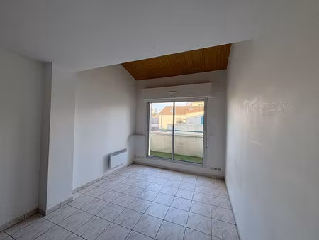 studio en centre ville de la rochelle 20.51 m²