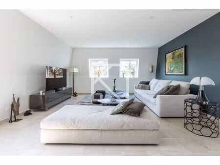 superbe appartement avec terrasse