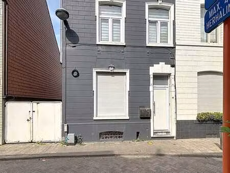 maison de ±160m² + jardin/ terrasse de ±75m² !