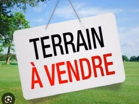 terrain a batir de 1605 m2