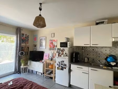 sous location - studio meublé de 24m2