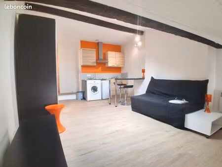 agen quartier mairie, studio 30m2 meublé mansardé