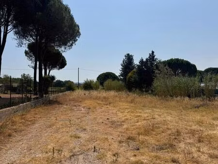 vidauban superbe terrain à bâtir plat quartier résidentiel, proche village