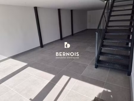 location commerce bandol 83150 90m²
