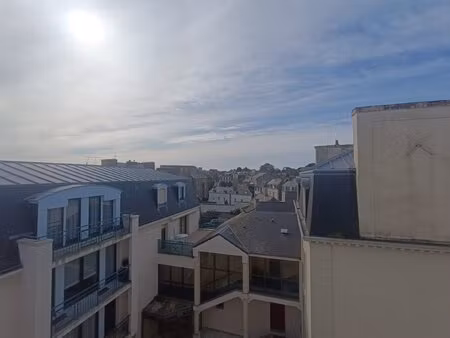 appartement saint servan centre, ascenseur.