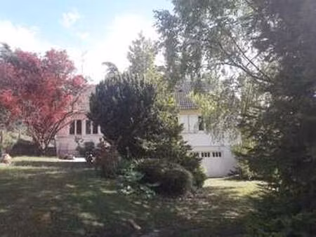 location maison meublé à follainville-dennemont (78520) : à louer meublé / 100m² follainvi