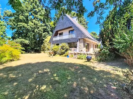 maison d'architecte de caractère aux portes de dinan, avec parc arboré et terrain...