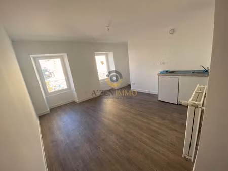 location appartement 1 pièce 20.42 m² à bressuire (79300), 456 €