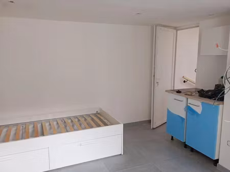 location meublée appartement 1 pièce 16 m² à lille (59000), 525 €