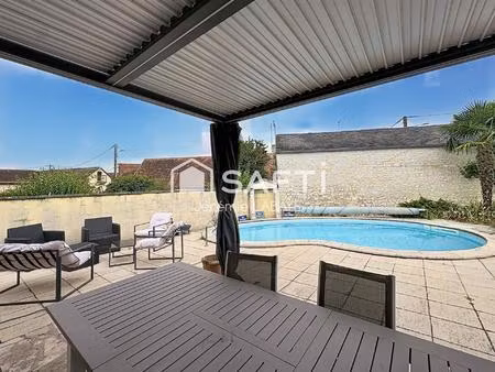 maison familiale avec piscine à châteauroux