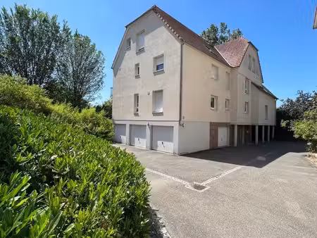 très bel appartement t4 avec garage et parking privatif couvert à gambsheim