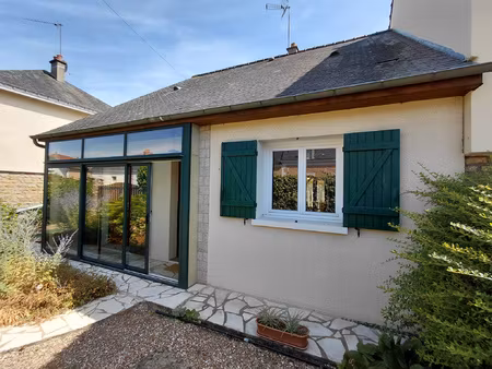 en exclusivité ! maison de plain-pied avec garage et jardin