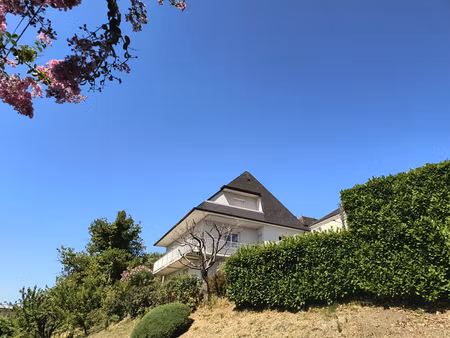 très belle maison de qualité