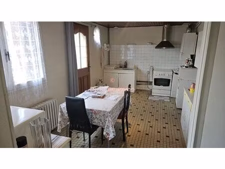 maison mitoyenne 5 pièces avec garage au cœur de floirac à rénover