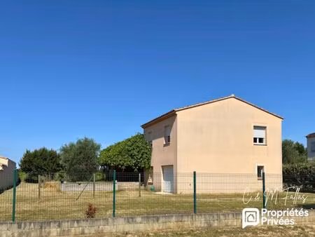 maison familiale -3 chambres- garage 54 m² - travaillan