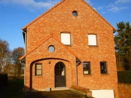 maison 165 m² proche phalempin - seclin 7 pièces