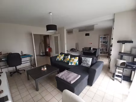location appartement 4 pièces 82 m² à vif (38450)