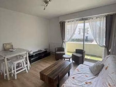 location appartement t1 meublé à lorient (56100) : à louer t1 meublé / 27m² lorient