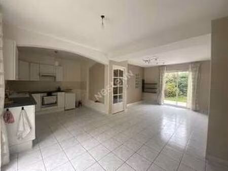location maison à vannes (56000) : à louer / 120m² vannes