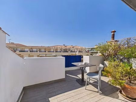 appartement loft en dernier étage avec terrasse, aperçu mer - menton centre
