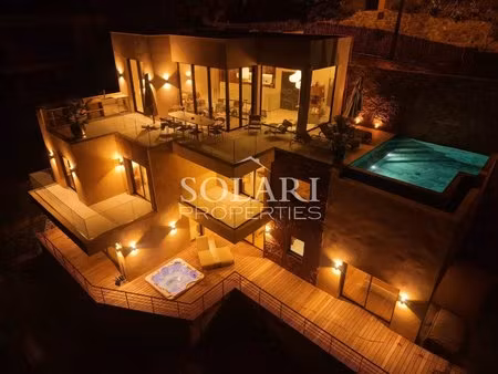 villa d’architecte avec vue mer et piscine à théoule-sur-mer