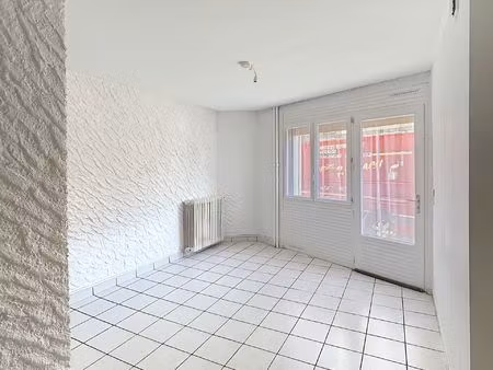 location appartement 2 pièces 38m² clermont ferrand 63000