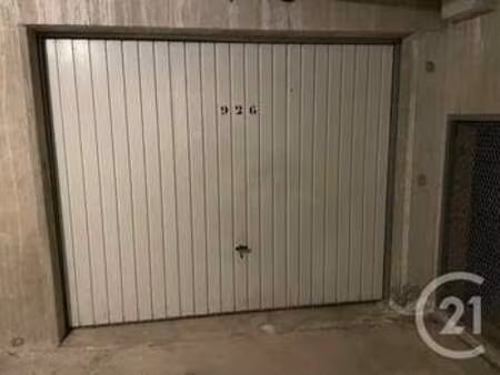 vente garage et parking à granville (50400) : à vendre / 17m² granville