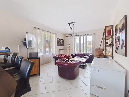 location appartement 3 pièces 80 m² à évreux (27000)