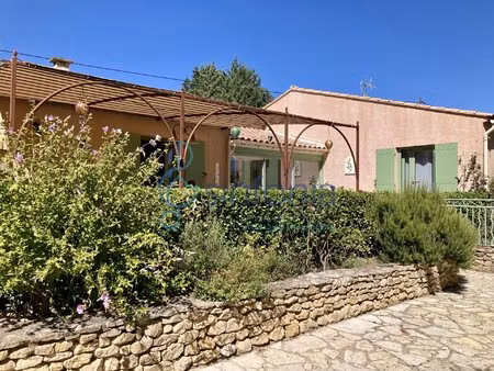 maison fonctionnelle avec piscine, dépendance et beau terrain à entre uzès et...